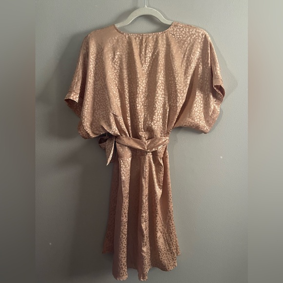 Karen Millen Peach Cheetah Print Kimono Sleeve Mini Dress - Picture 3 of 4